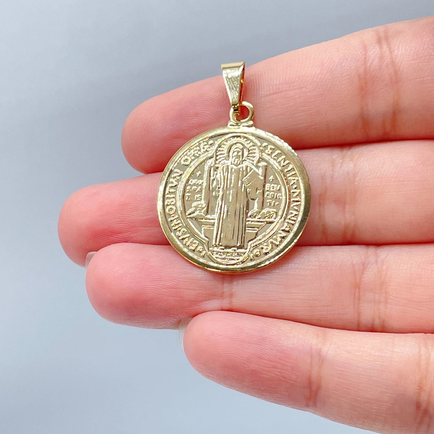 18k Gold Filled 20mm San Benito Round Medal Charm Dainty Gold Saint Benedict Pendant Jewelry Supplies