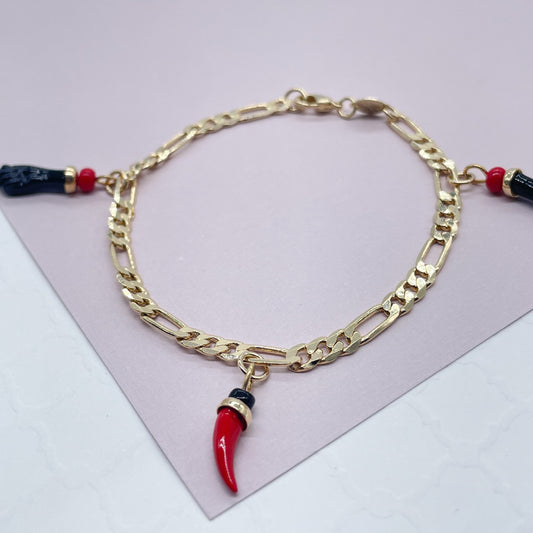 18k Gold Filled 4mm Figaro Charm Bracelet Featuring Black Figa Hand & Double