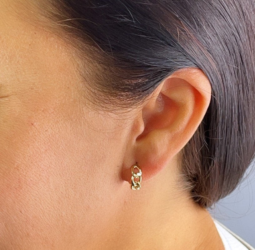 Dainty 18k Gold Filled Push Back Lose Link Baby C Hoop Earrings