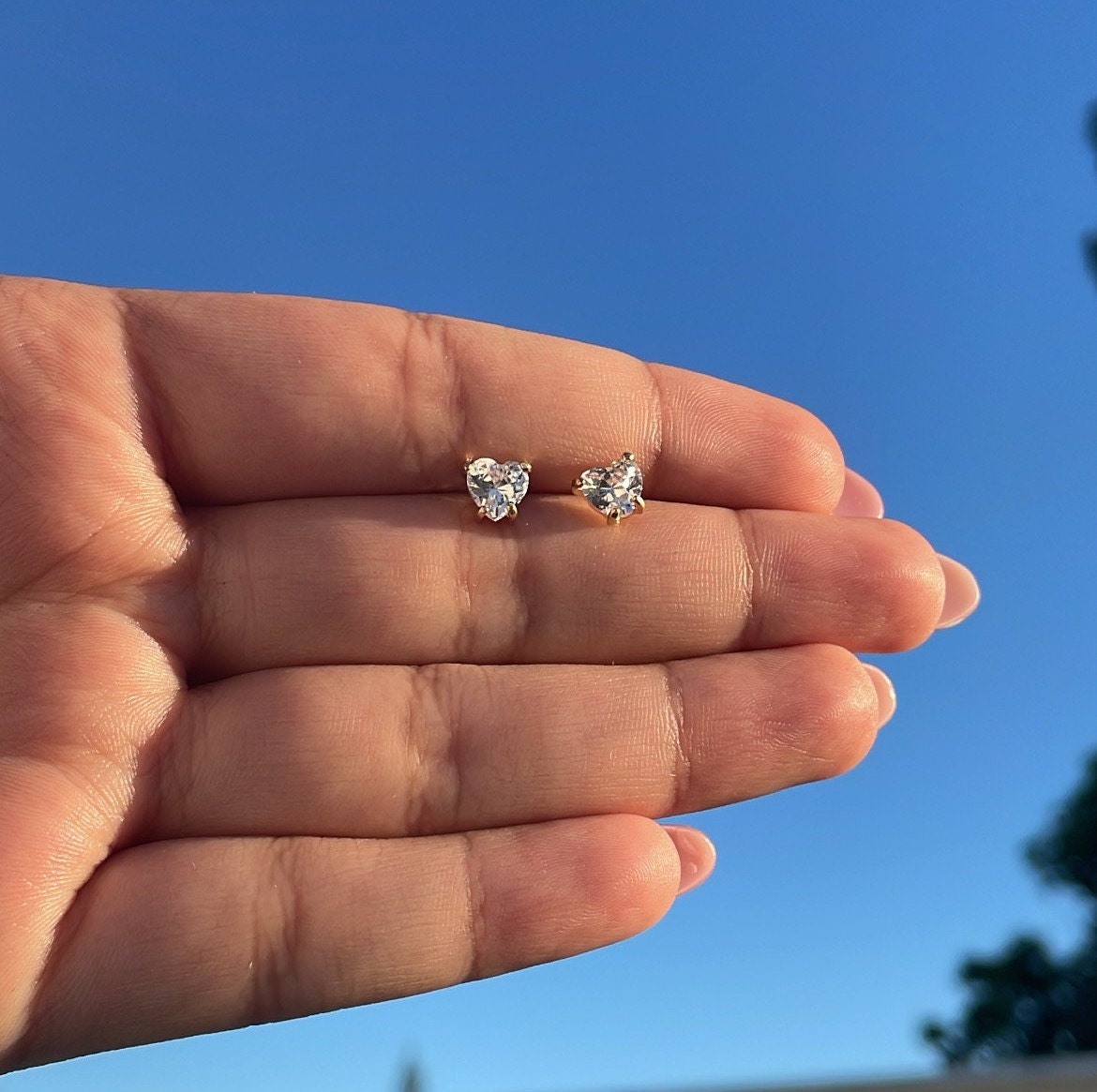 18k Gold Filled Heart cz Stud Earrings