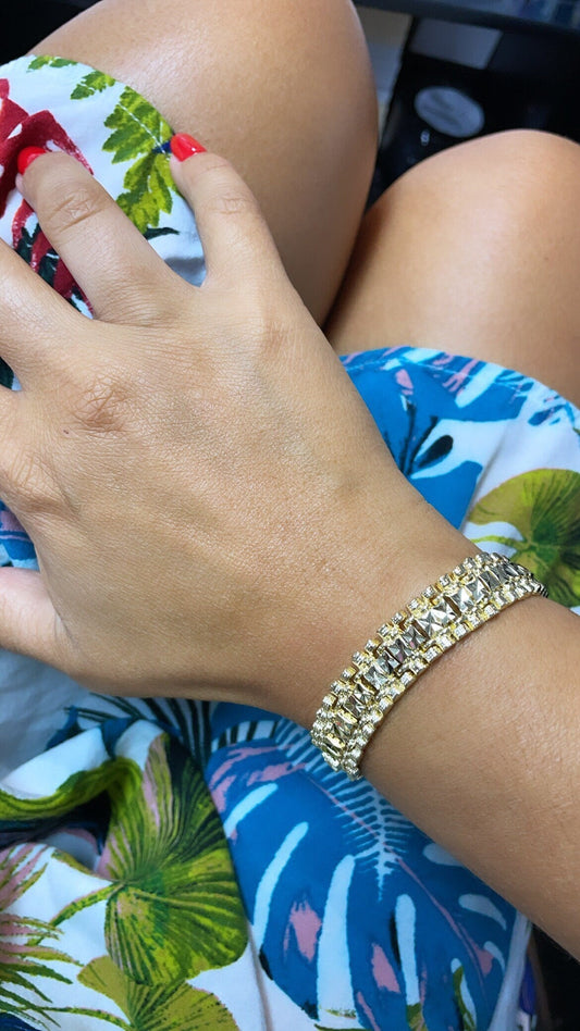 Vintage Diamond Cut Style 18k Gold Filled Thick X - Patterns Bracelet, Motion