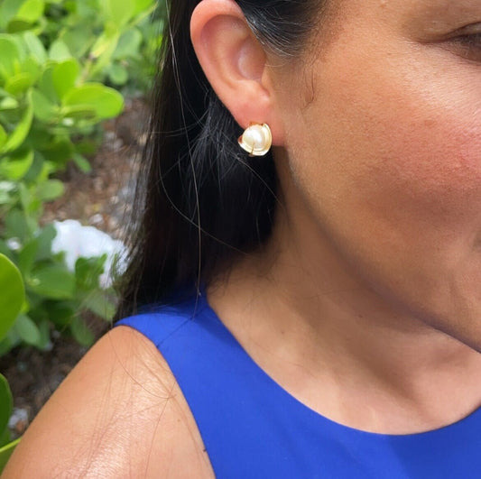 18k Gold Filled Pearl Stud Earrings: Wrapped in Gold Thread