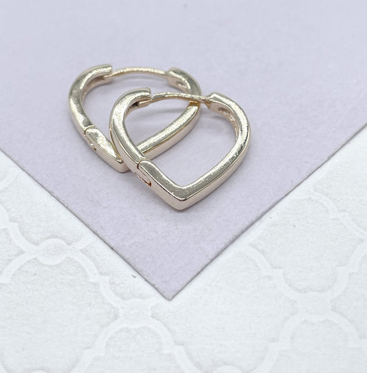 18k Gold Wide Plain Smooth Heart Hoop Earring