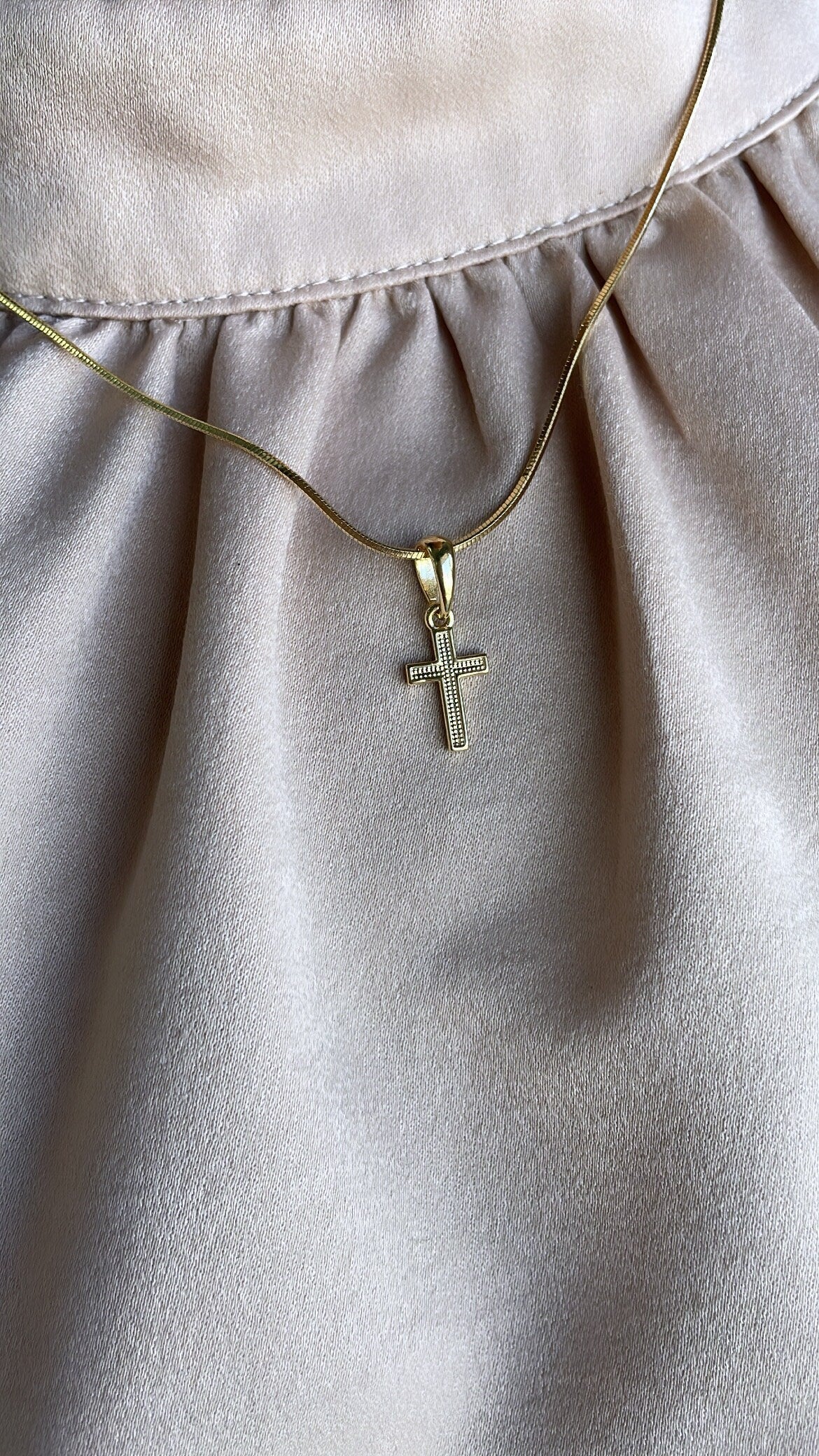 18k Gold Filled Plain Dual Sided Cross with Grain Texture Pattern Pendant