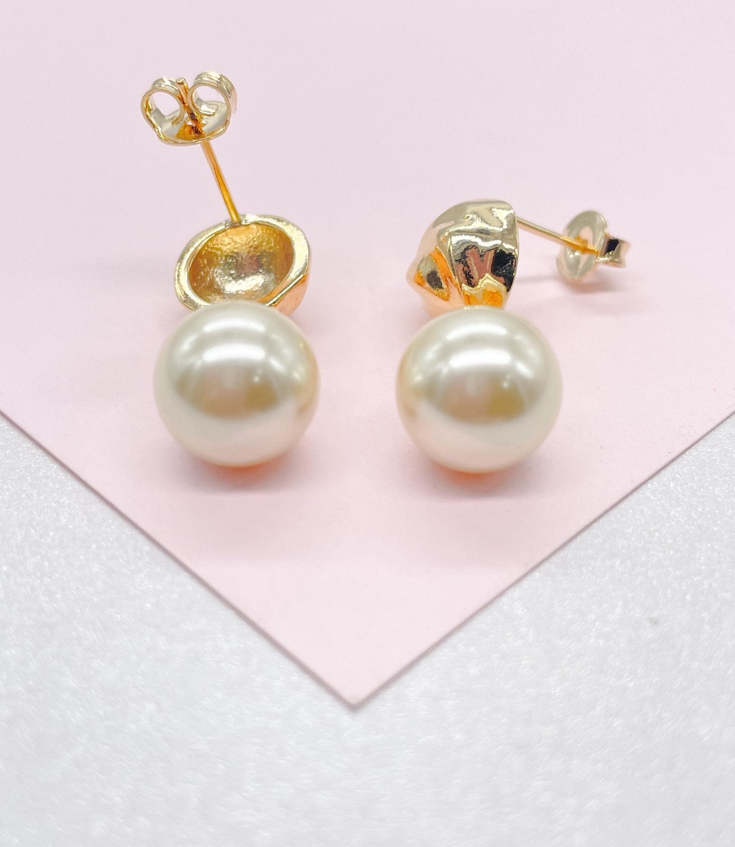 18k Gold Filled Textured Earring with Dangling Smooth Pearl