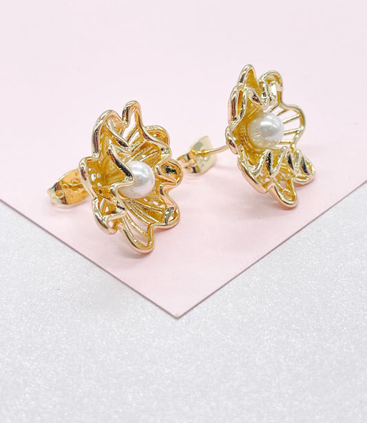 18k Gold Filled Textured Flower Stud Earring With Faux Pearl Center