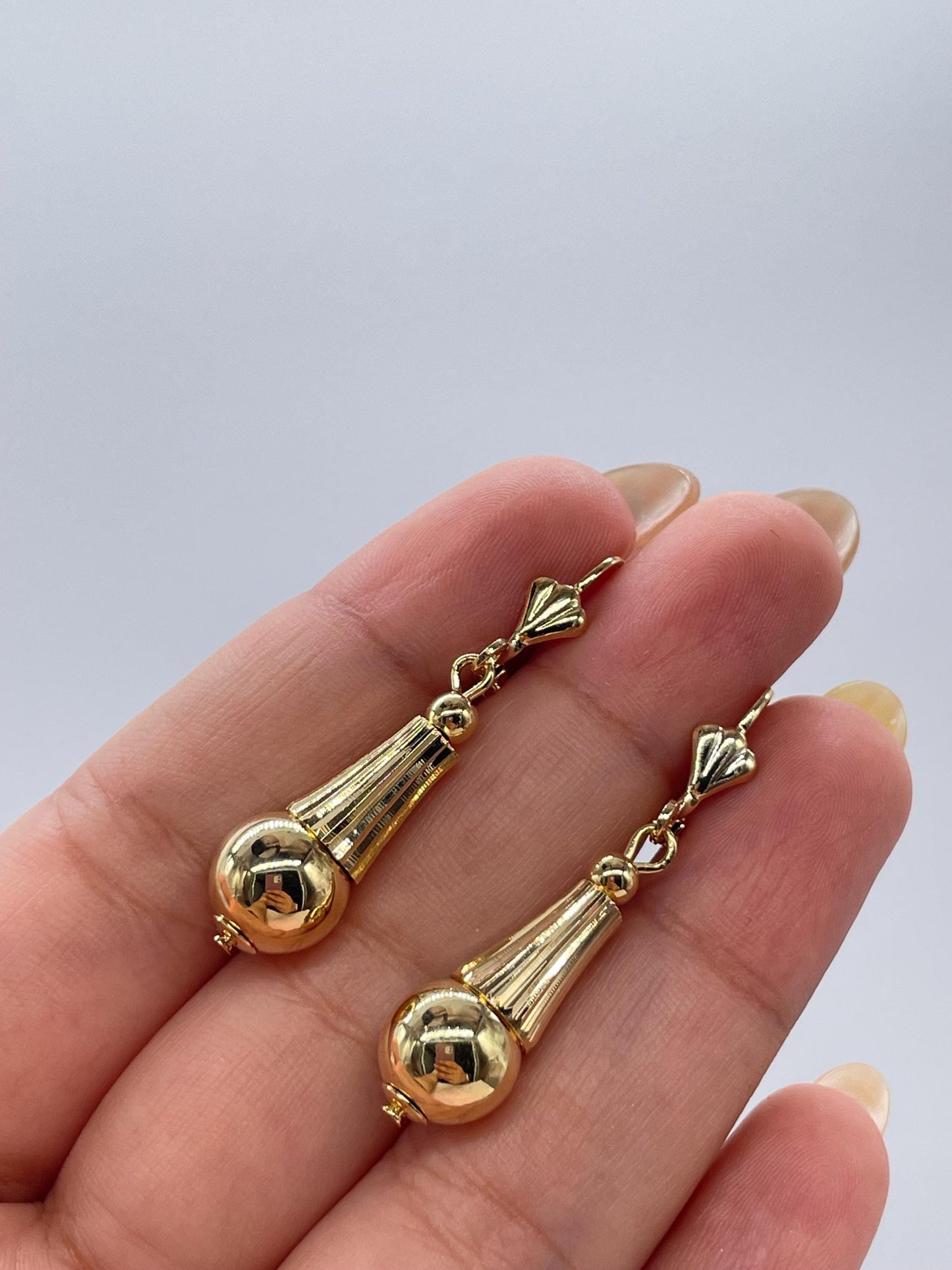 18k Gold Filled Smooth Cylinder-Cone Shape Drop Dangle Earring