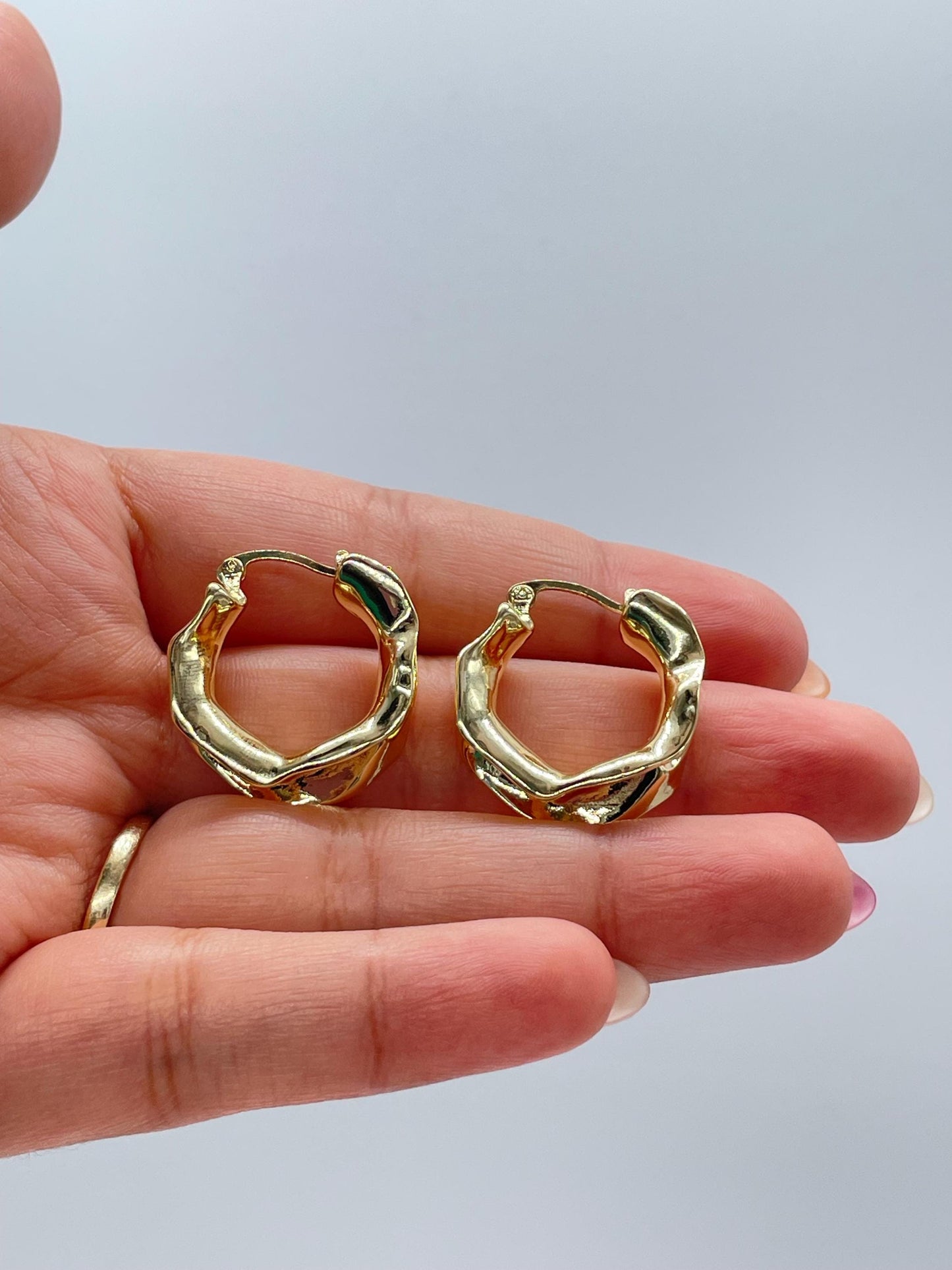 18k Gold Filled Smooth Sharp-Edged Wrinkle Hoop