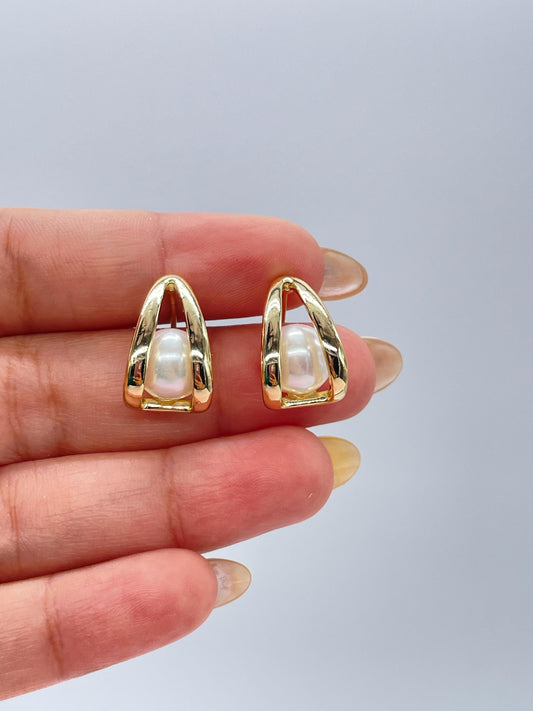 18k Gold Filled Open Tear Drop Earring With Smooth Pearl Inside