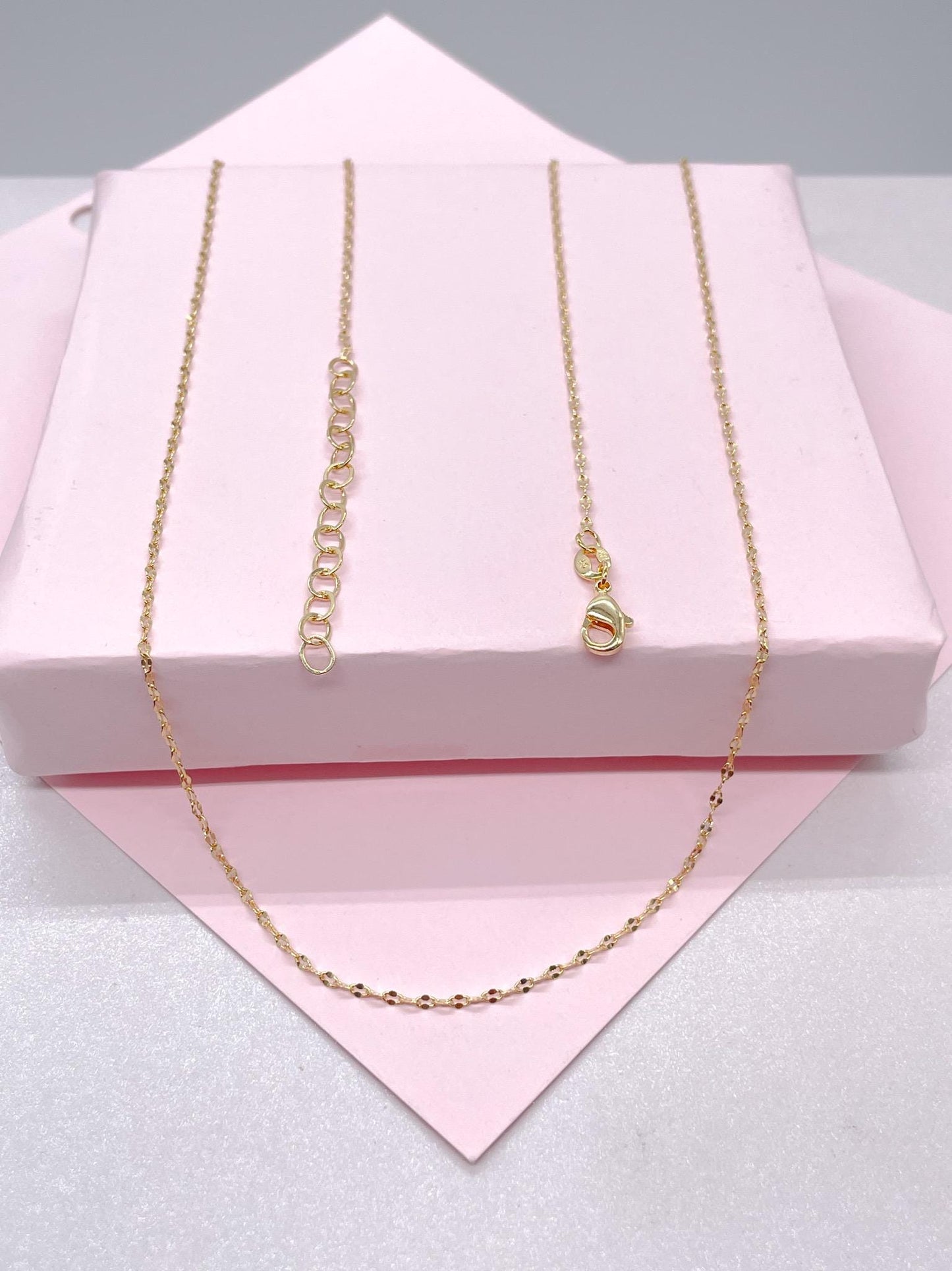 Dainty 18k Gold Filled Thin Sequin Mariner Link Chain