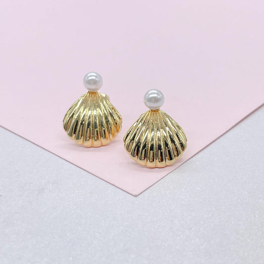 18k Gold Filled Clam Stud Earrings with Pearl Engraved, Pearl Earrings, Shell Earrings,