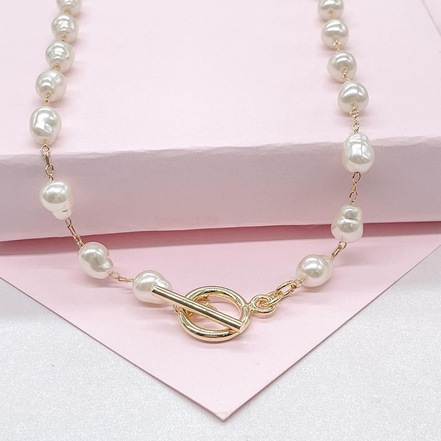 18k Gold Filled Natural Shaped 6mm Faux Beaded Pearl Toggle Choker