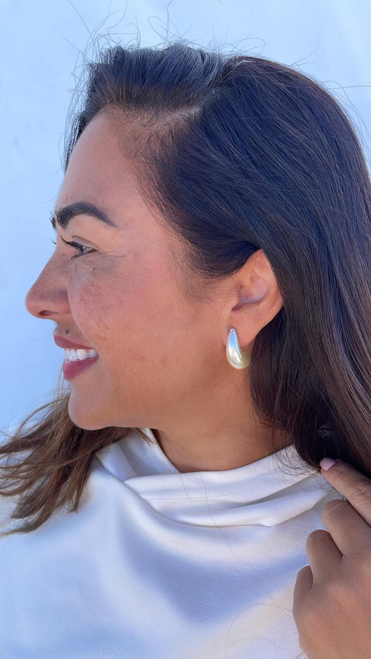 Synthetic Banana Shaped Hoop Earring, Pearl Hoops, Faux Pearl Jewelry