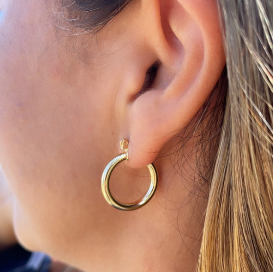 18k Gold Layered Medium Thin Plain Hoop Earrings