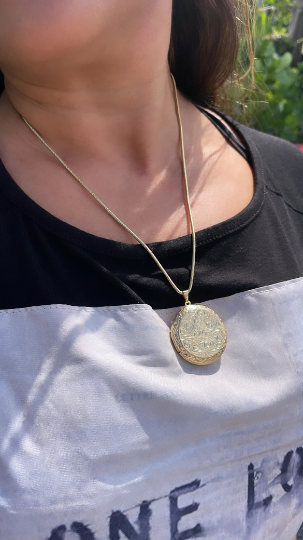 18k Gold Layered Engraved Circle Locket