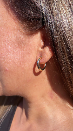 18k Gold Layered 4mm Wide Simple Open Hoop Earrings Available 20mm and 25mm