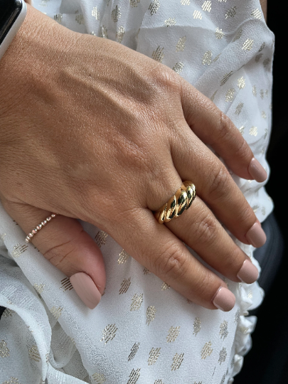 18k Gold Layered Dome Croissant Ring, Twisted Design for a Modern Look, Wholesale Jewelry Supplies