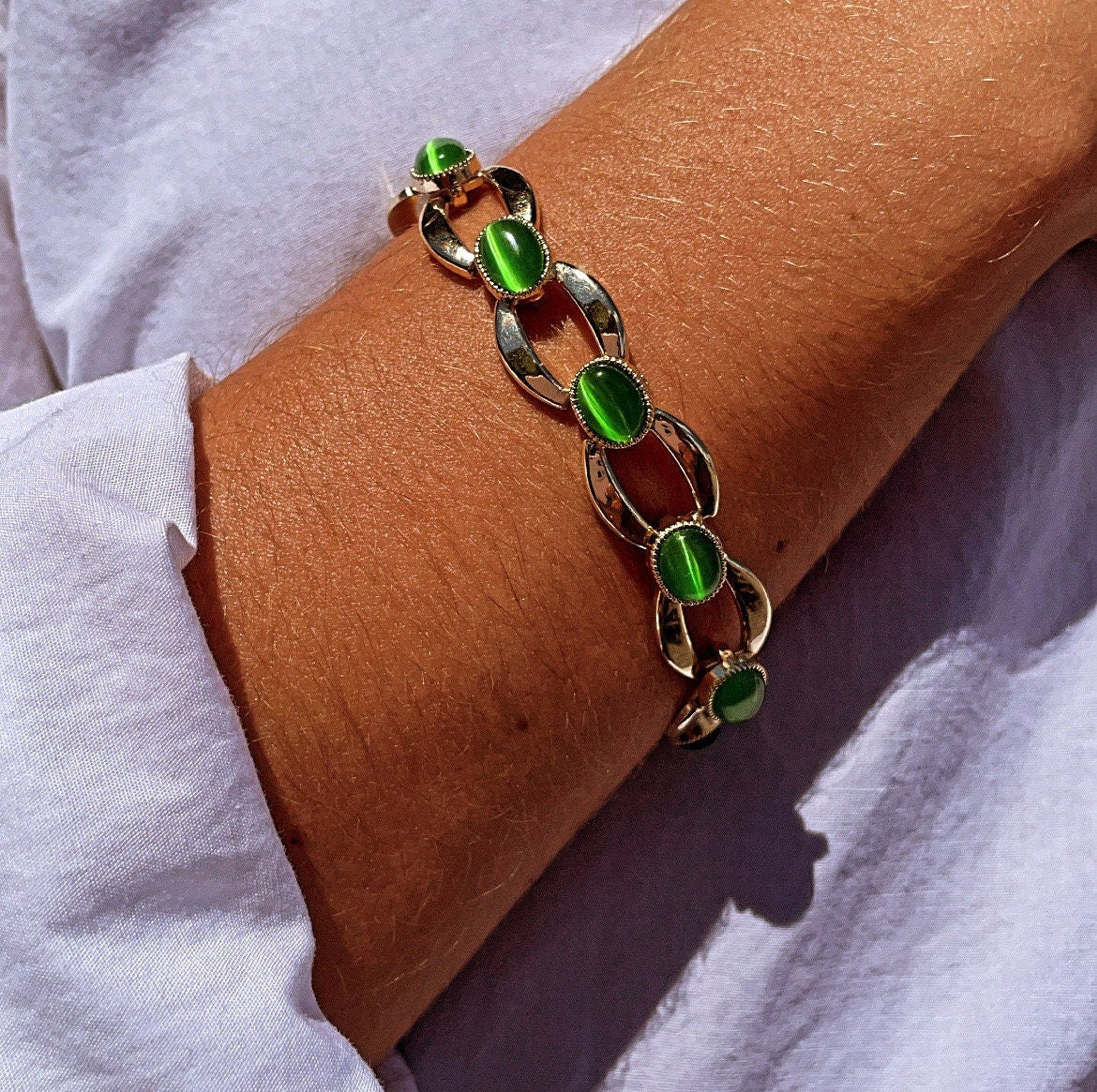 18k Gold Layered Link Bracelet With Oval Lime Green Stone Bezel Setting Wholesale