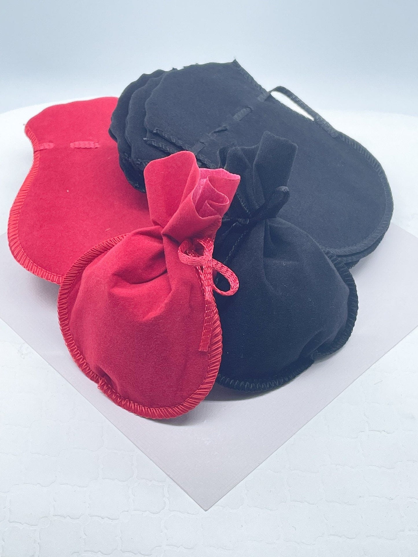 Velvet Gift Bags in Red and Black Colors, Pouches for Jewelry Supplies