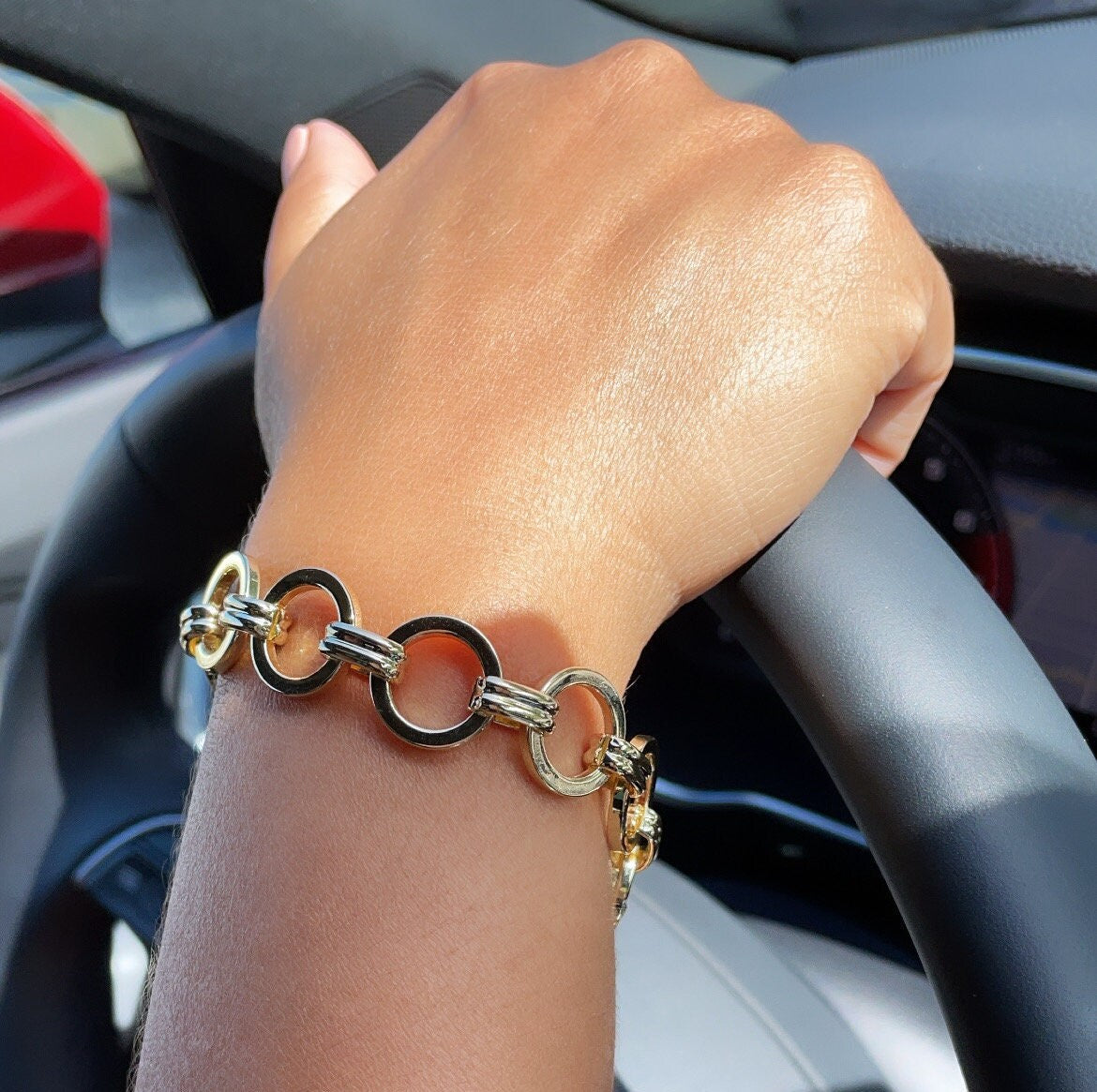 Chunky 18K Gold Layered 15mm Designed Plain Circle Link Bracelet Hypoallergenic