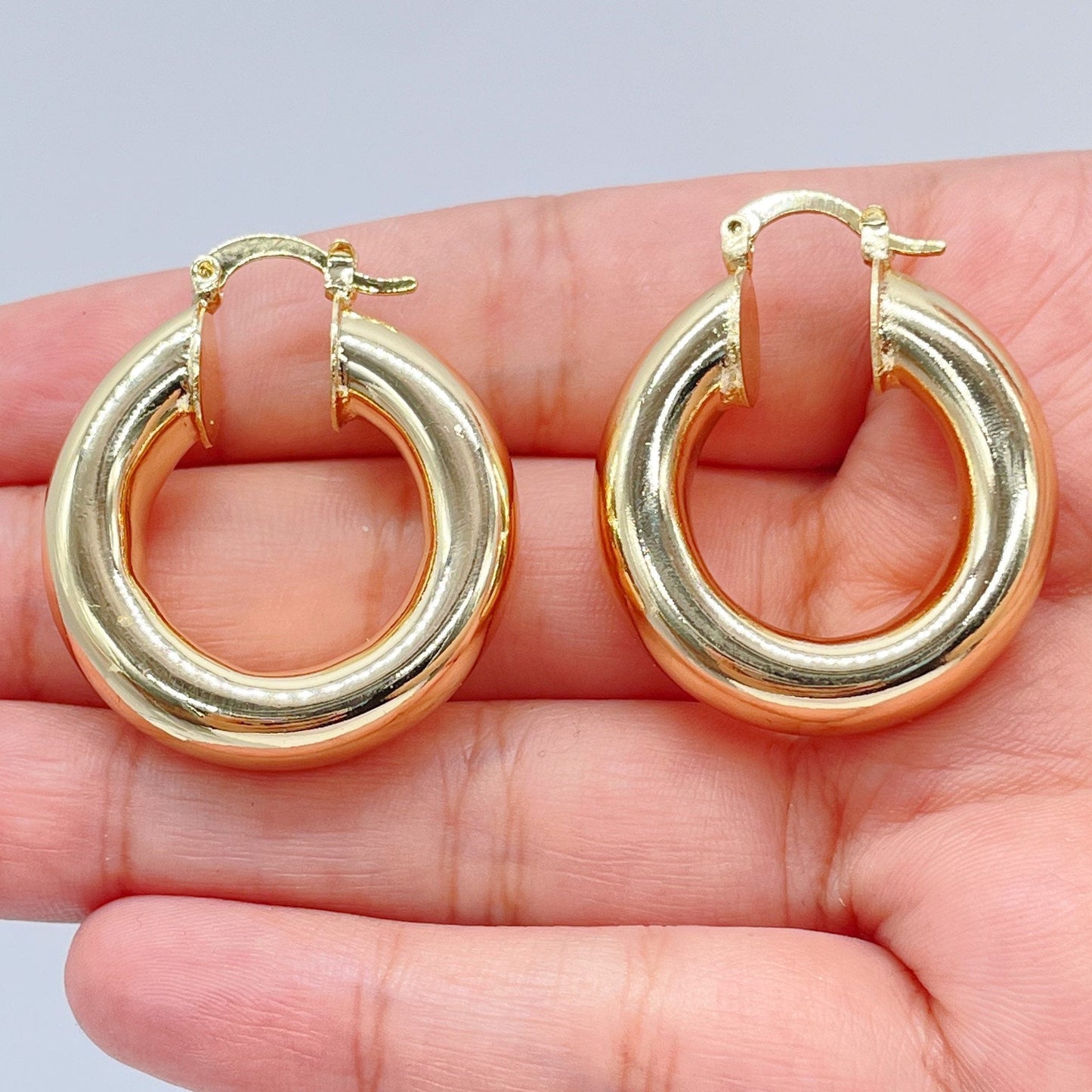 Inspired Selena Large 18k Gold Layered 5mm Plain Hoop Earrings And Silver