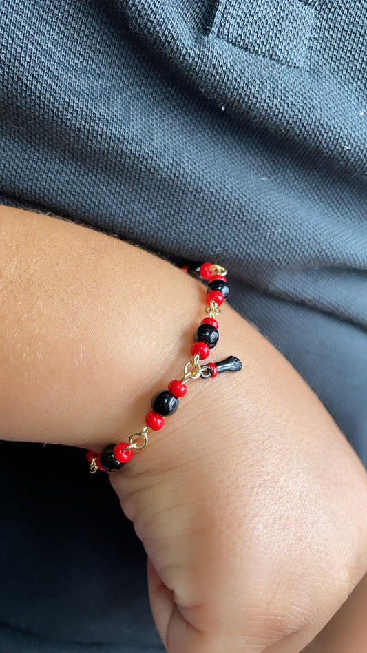 18k Gold Layered Kids Beaded Bracelet With Black "Figa" Hand & Simulated Azabache