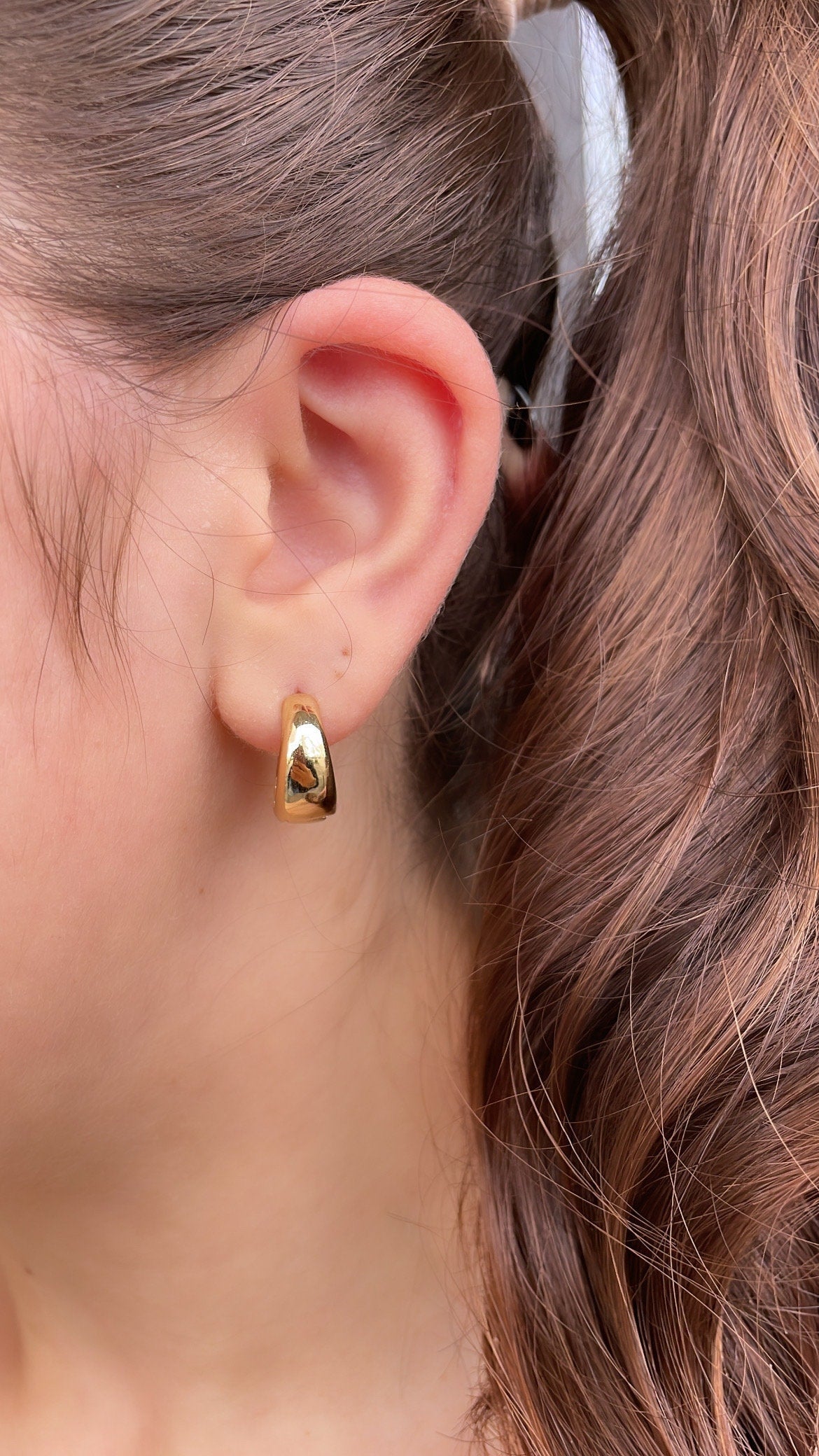 18k Gold Filled 6mm Small Smooth Tear Drop Shaped Edged Plain Hoop Earrings Wholesale Jewelry Supplies, Available in Two Sizes