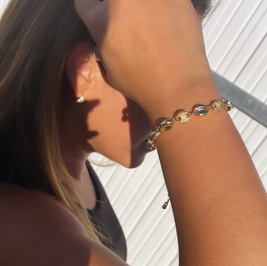 18k Goldfilled Puffy Mariner Patterned With Rough & Smooth Links