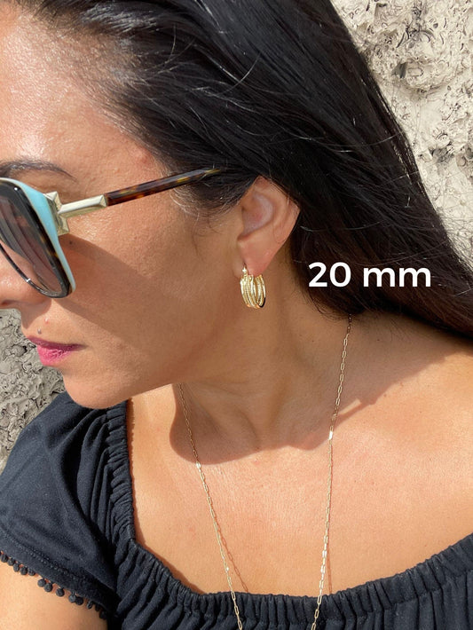 18K Gold Layered Hoop Earrings Featuring Middle Detail Rugged Wholesale And