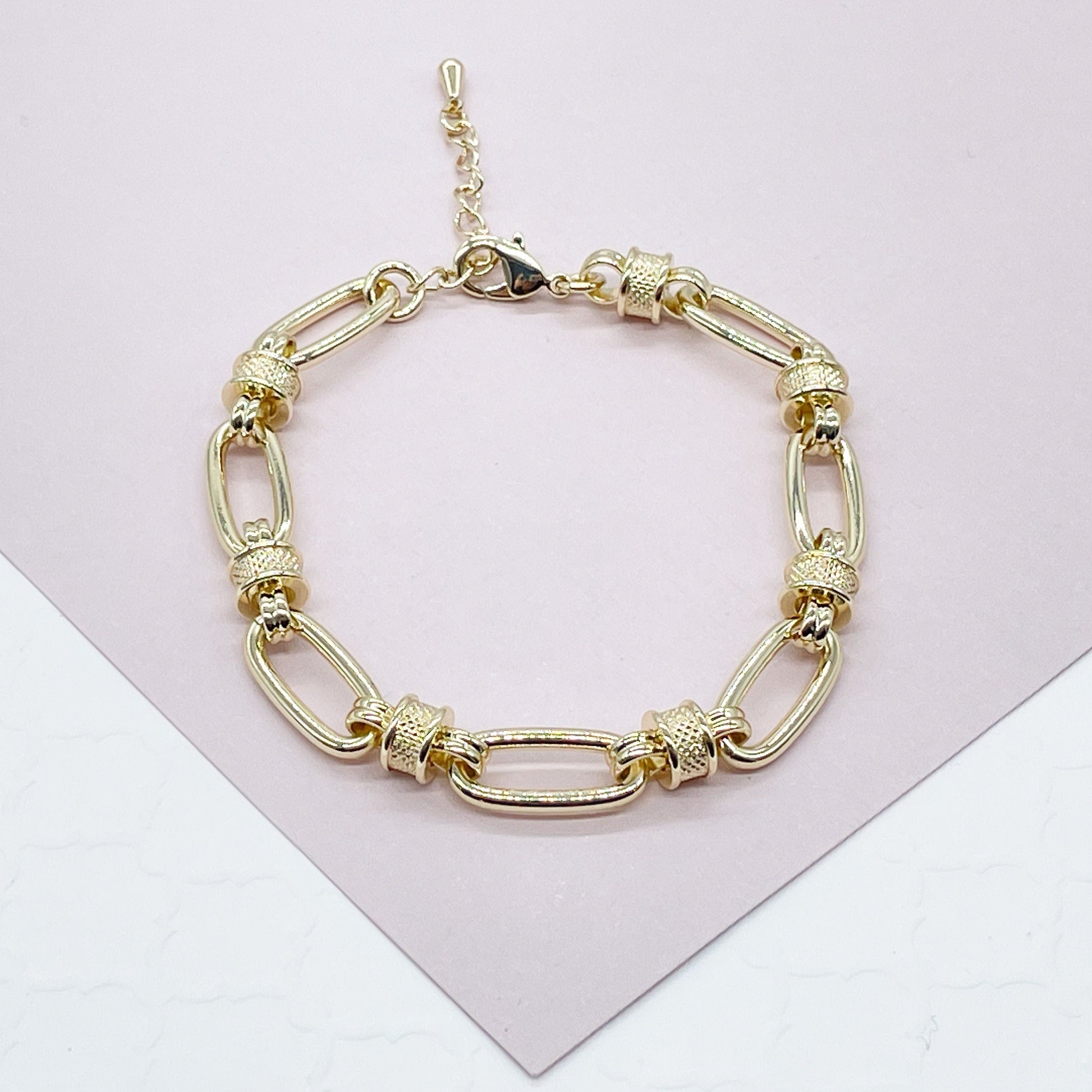 Chunky 18K Gold Filled Link Bracelet Featuring Plain Fancy Rondelle Donuts Connector
