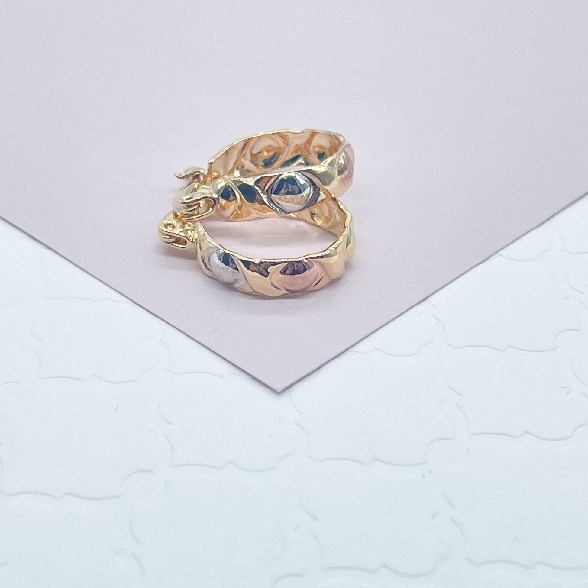 18k Gold Filled XOXO Small Hoop Earrings Hypoallergenic Jewelry Wholesale