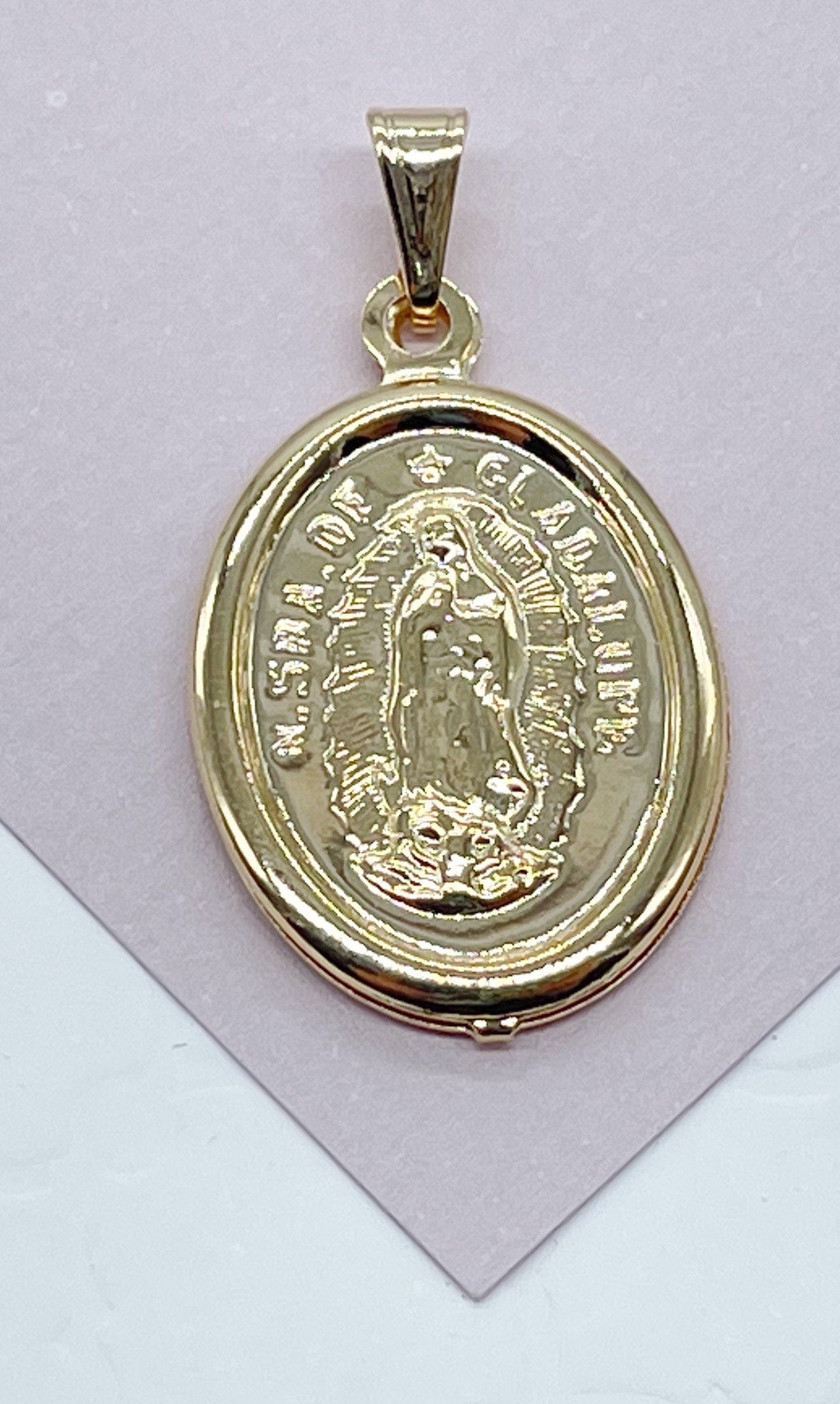 18k Gold Filled Our Lady of Guadalupe Oval Pendant (15mm)