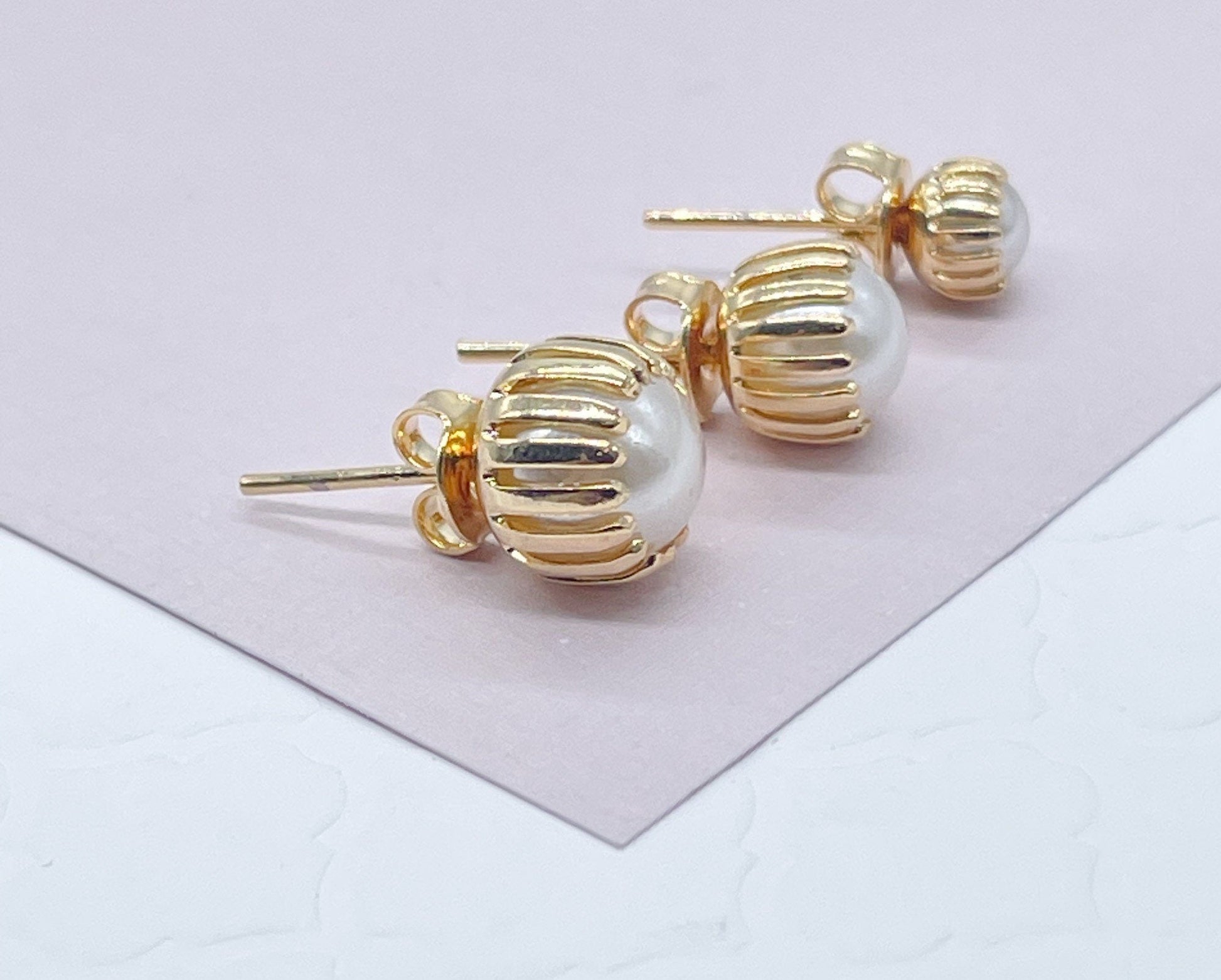 18k Gold Filled Crowned Pearl Stud Earrings