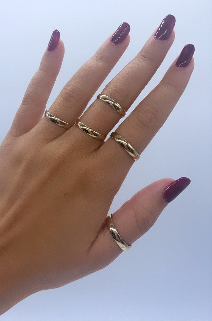 Simple Plain Stackable Band Ring In 18k Gold Filled Supplies