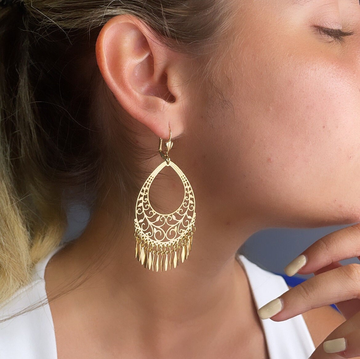 Very Light 18k Gold Filled Light Chandelier Dangling Earrings Featuring Lever Back Closure