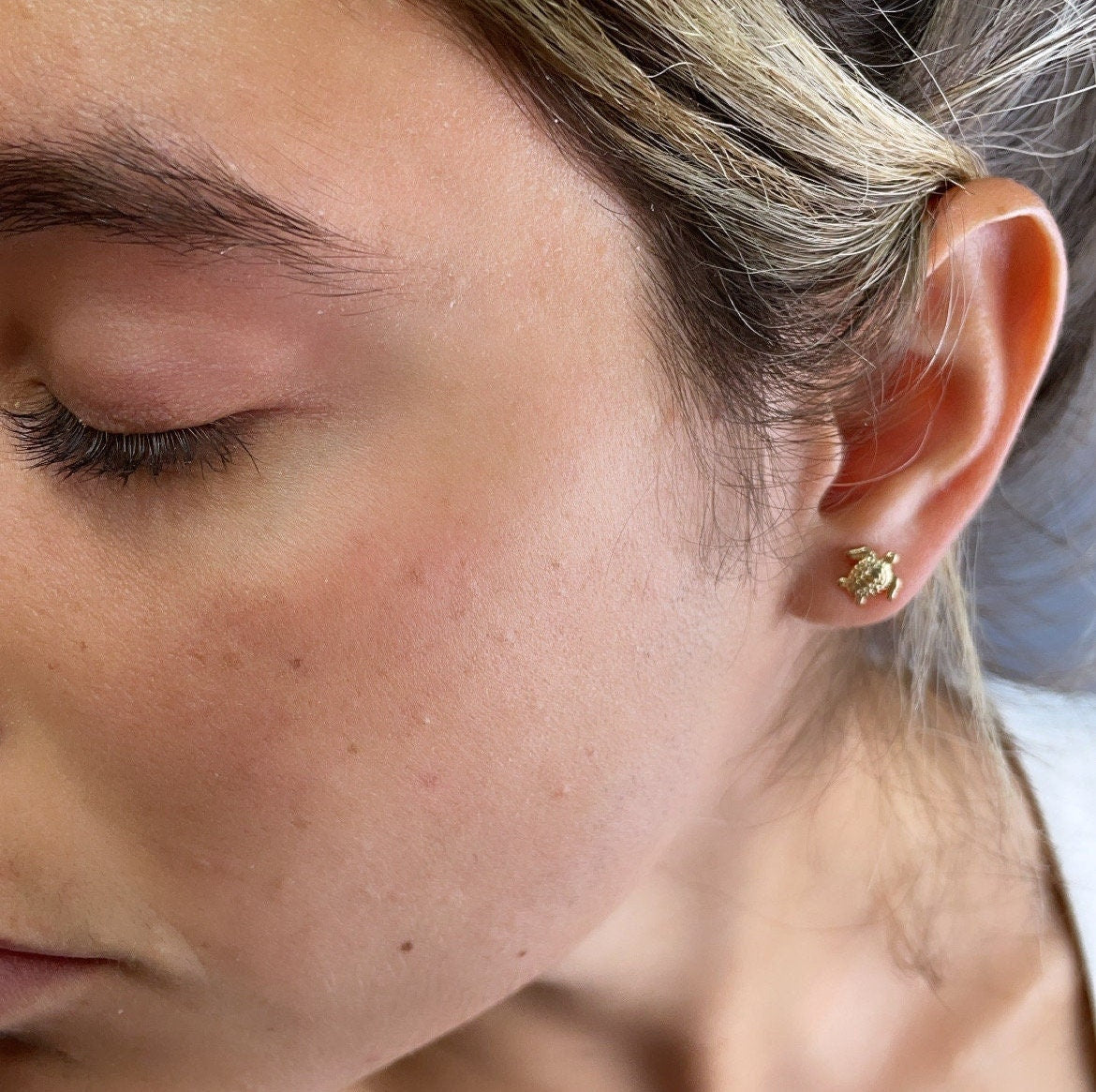 18k Gold Filled Tiny Plain Turtle Dainty Stud Earrings, Sea Animal Ocean Marine Beach Summer Jewelry Jewelry
