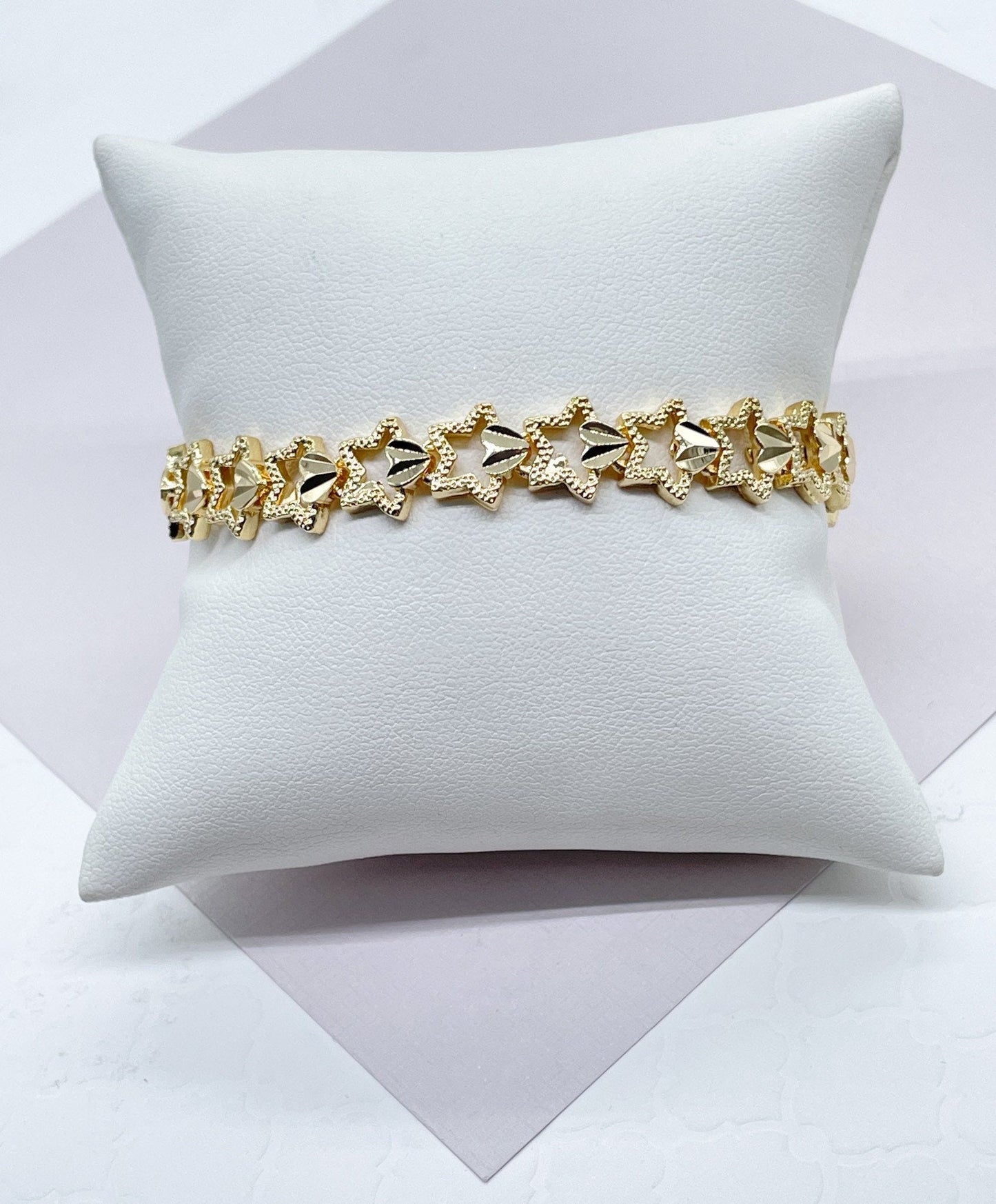 18k Gold Filled Hallowed Star and Attached Heart Engraved Pattern Bracelet For