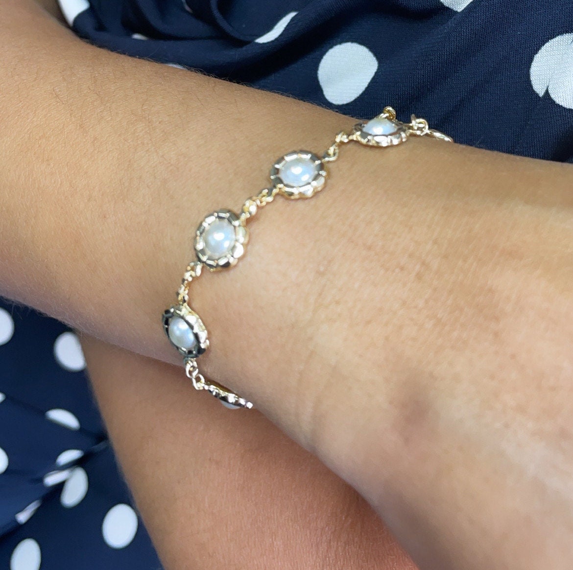 18k Gold Filled Bracelet With Embedded Simulated Pearls Wholesale Jewelry