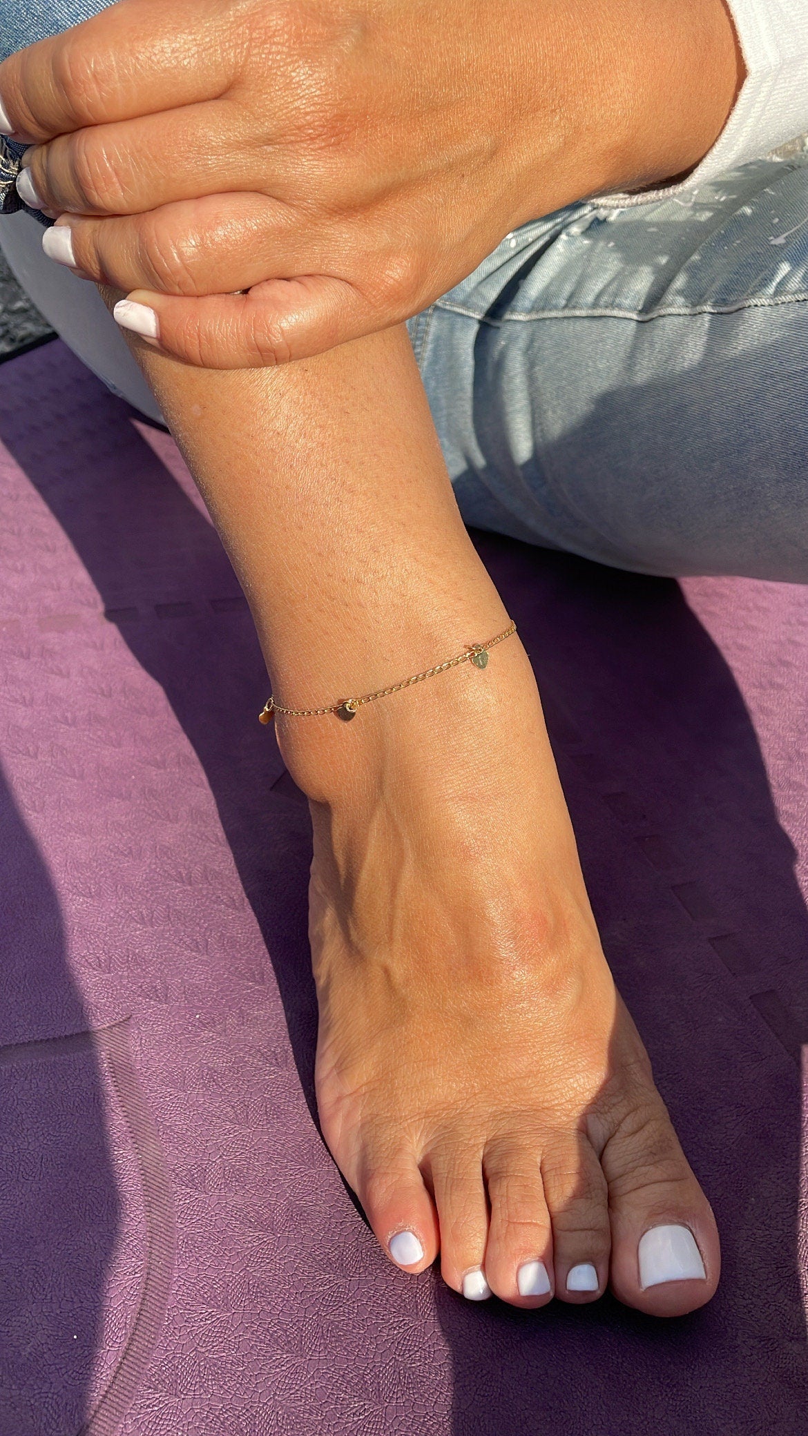 18k Gold Filled Charm Anklet Featuring Options In Heart or Leaves Wholesale