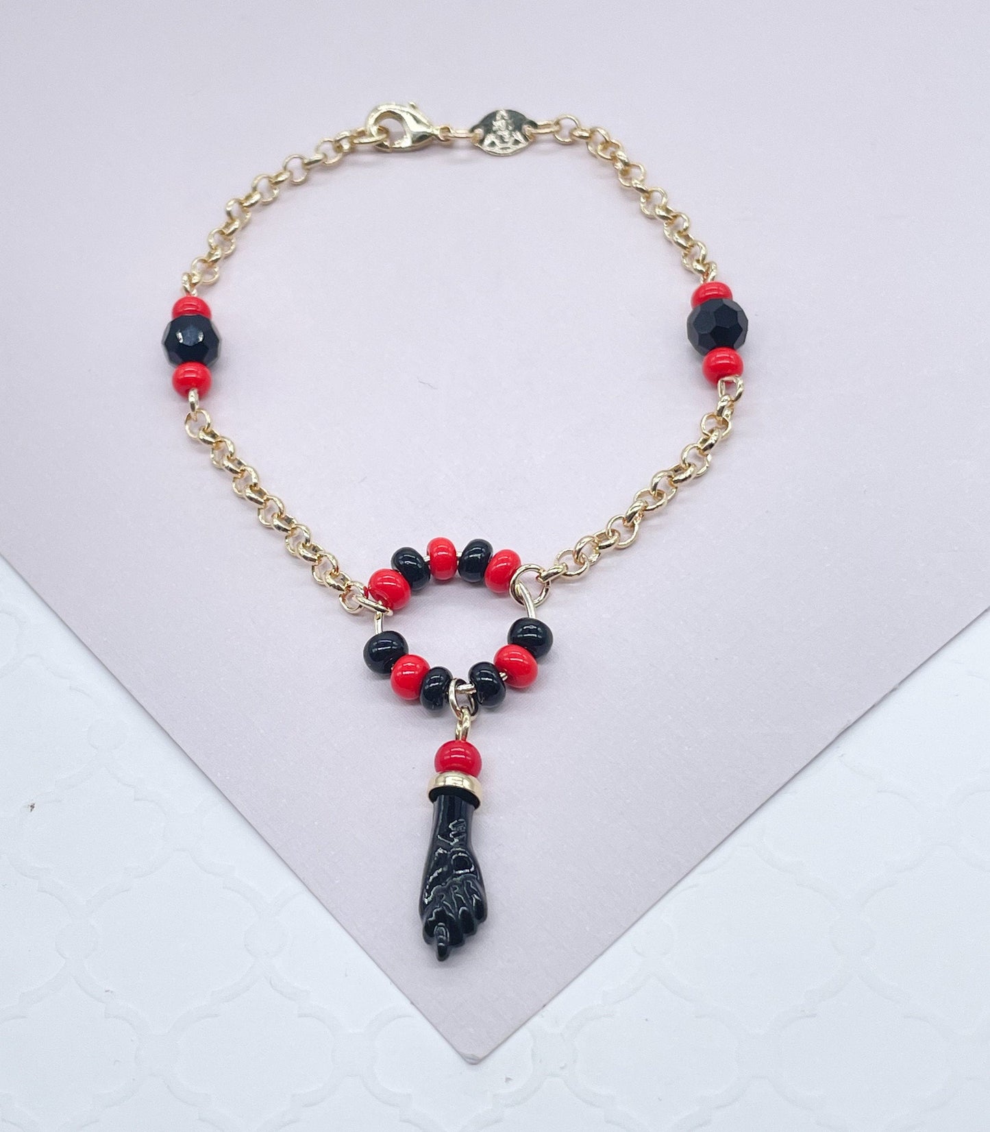 18k Gold Filled Azabache Hand Set With Red and Black Beads
