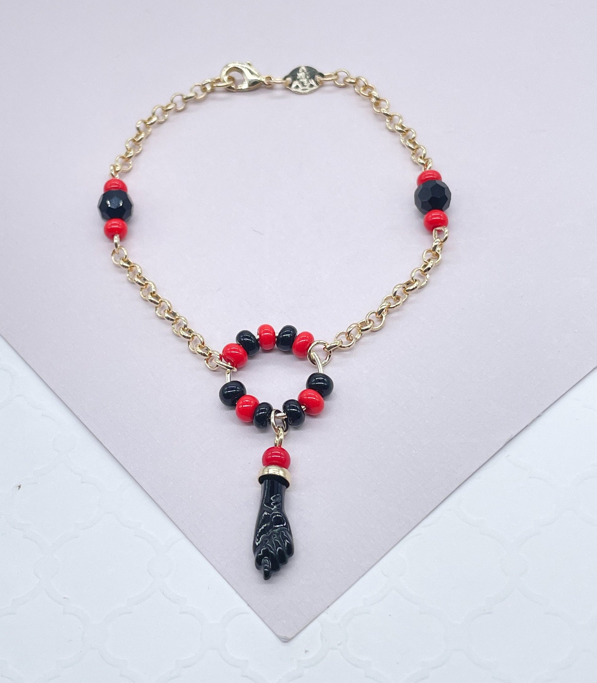 18k Gold Filled Azabache Hand Set With Red and Black Beads