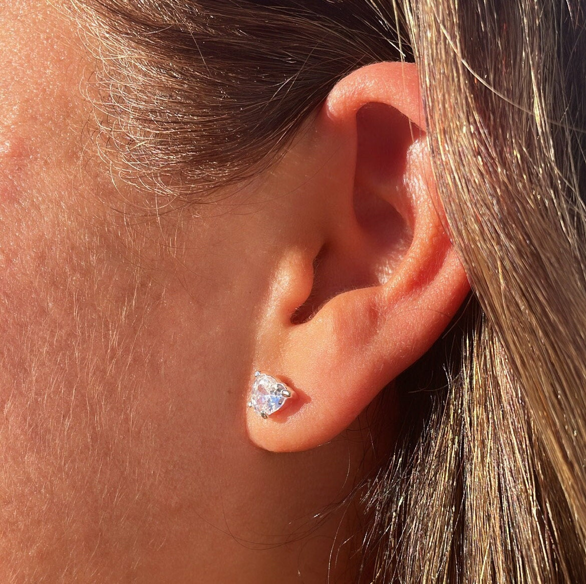 18k Gold Filled Heart cz Stud Earrings