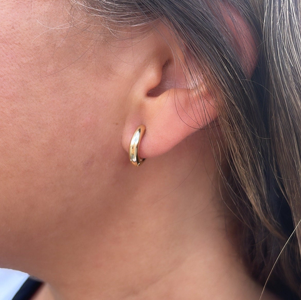 18k Gold Filled Simple Plain Thin Huggie Wrap Earrings Wholesale Jewelry Supplies