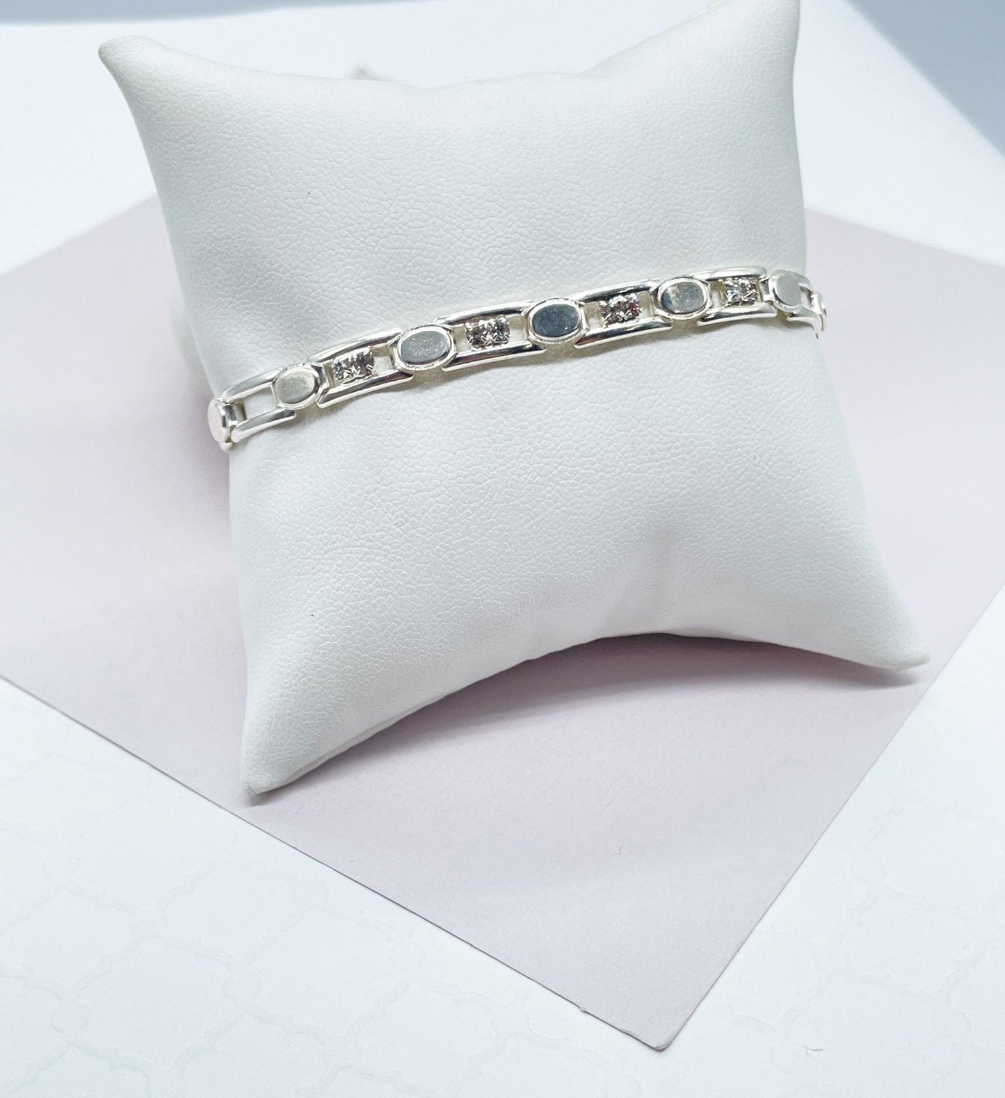18k Silver Filled Link Bracelet Patterned With Zirconia