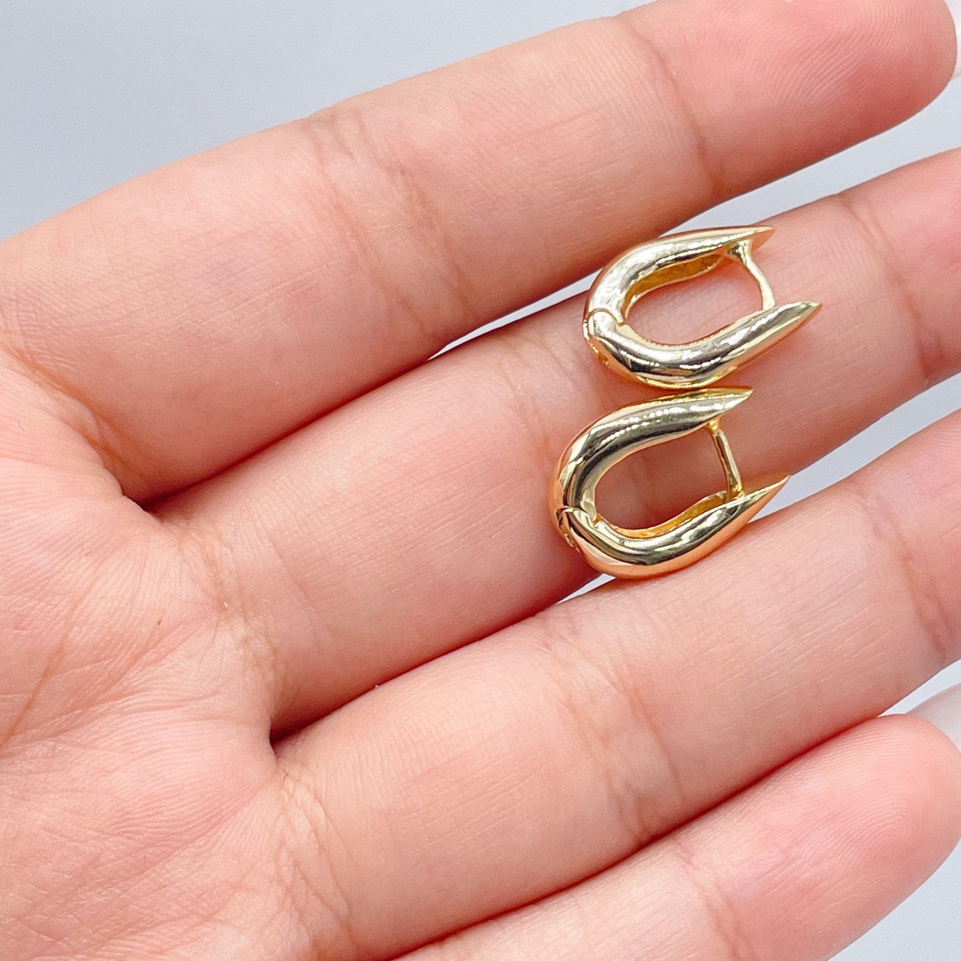 18k Gold Filled Small Horseshoe Shape Hoop EarringsWholesale Jewelry Supplies