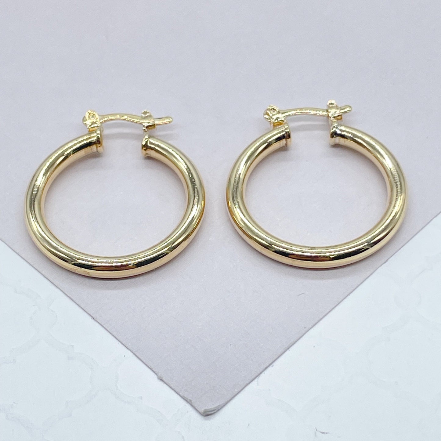 18k Gold Filled Medium Thin Plain Hoop Earrings