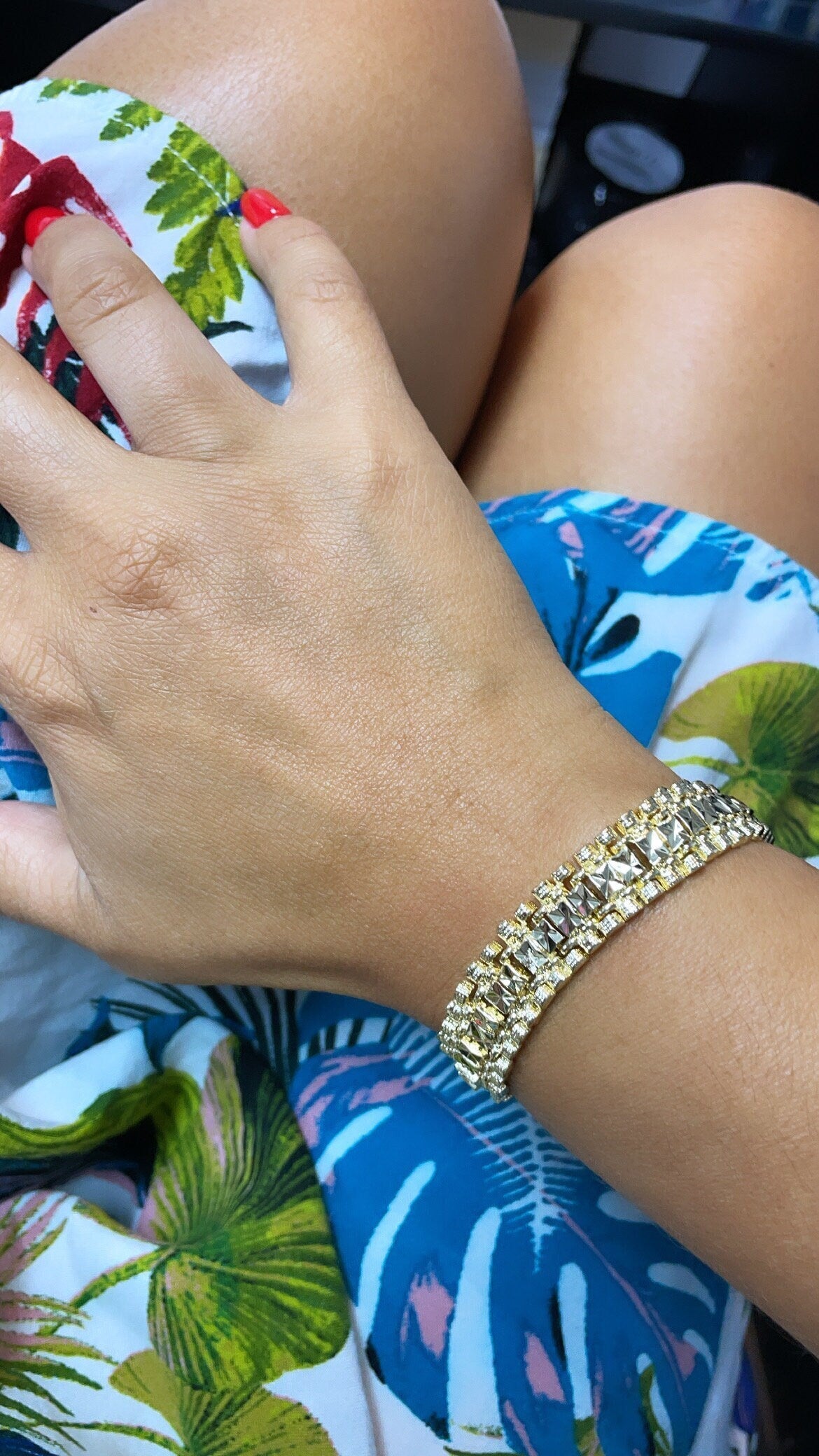 Vintage Diamond Cut Style 18k Gold Filled Thick X - Patterns Bracelet, Motion