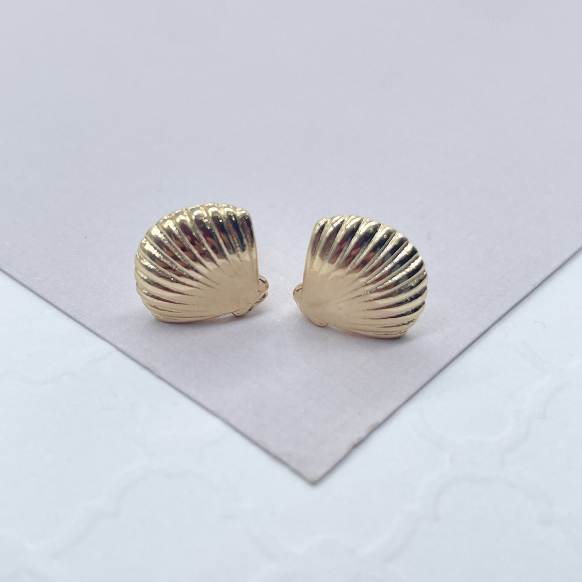 18k Gold Filled Clam Shell Stud Earrings