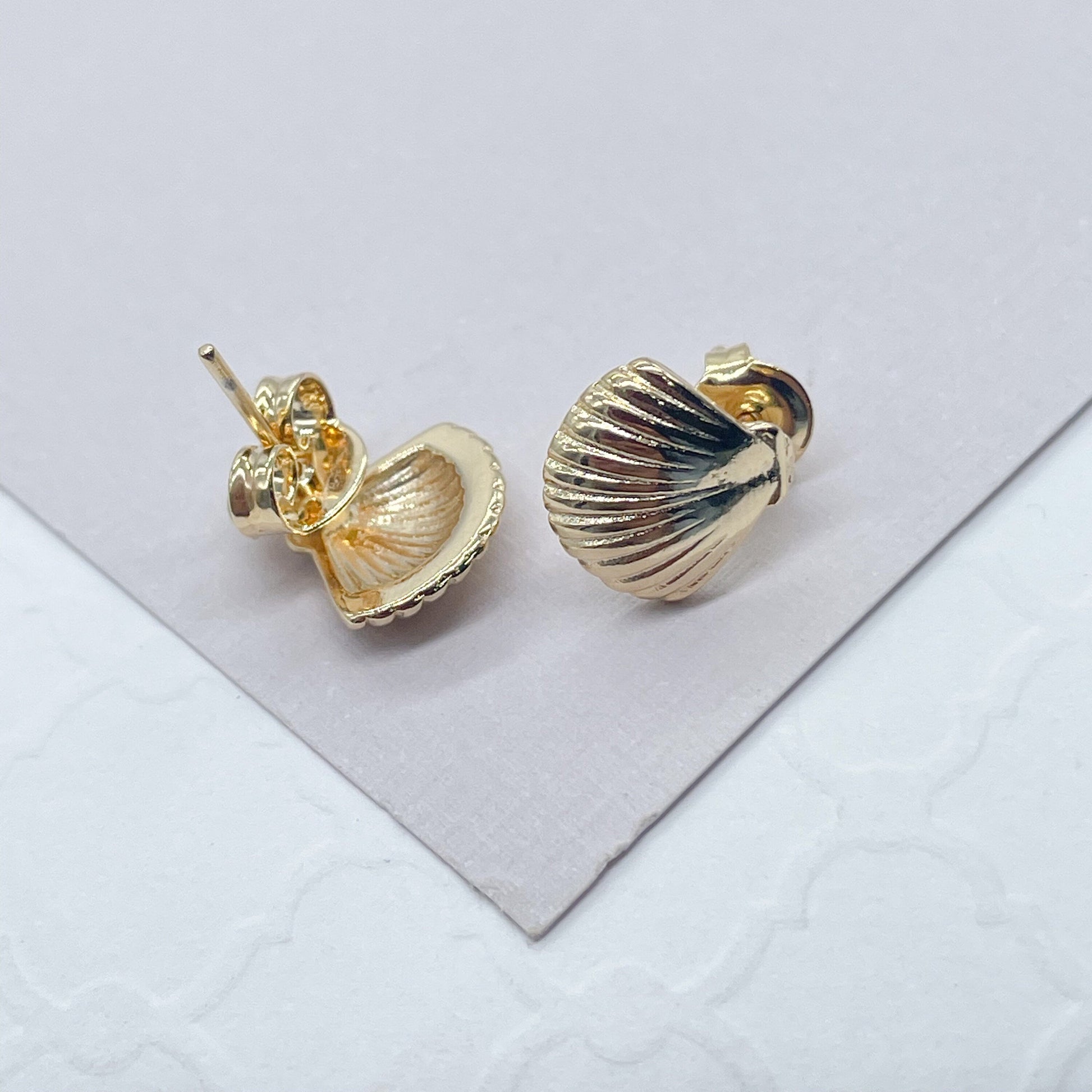 18k Gold Filled Clam Shell Stud Earrings