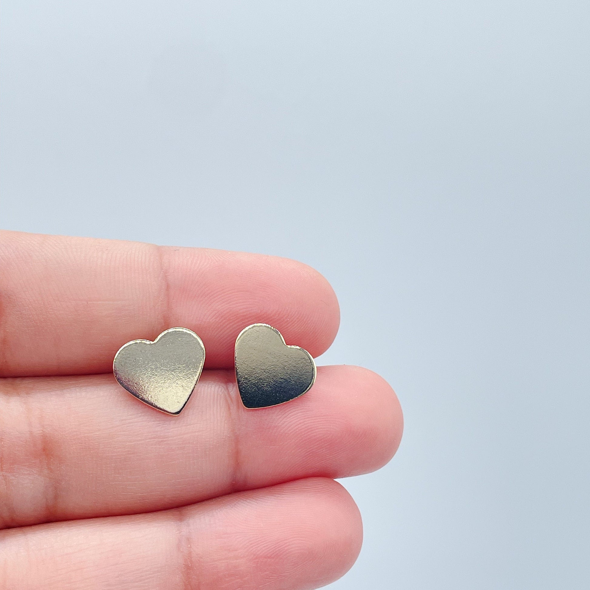 Smooth Plain Heart Stud Earring